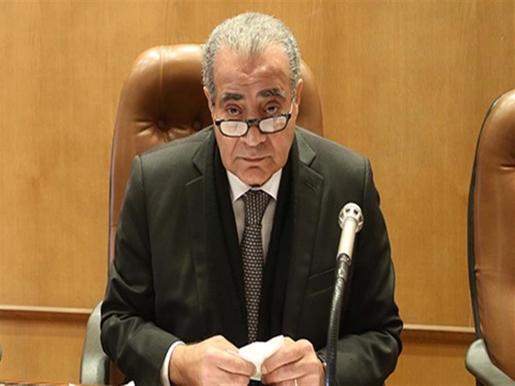 وزير التموين يكشف حقيقة اجبار المواطنين علي شراء كمامات بطاقات التموين