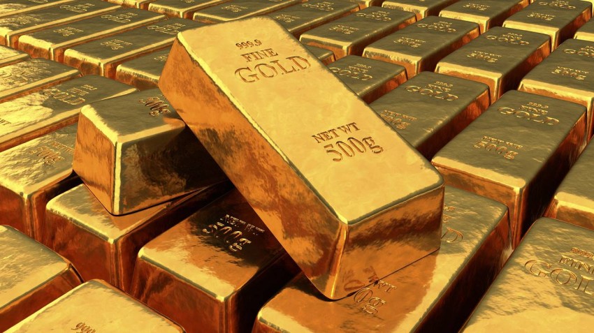 لماذا يُقبل المصريون علي شراء سبائك الذهب رغم ارتفاع السعر لأعلى مستوى؟ خبراء يجيبون!