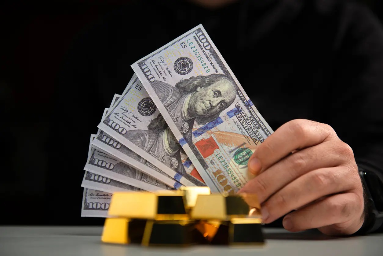 تعليمات هامة من البنك المركزي تعيد انضباط سوق الذهب وتوفر الدولار