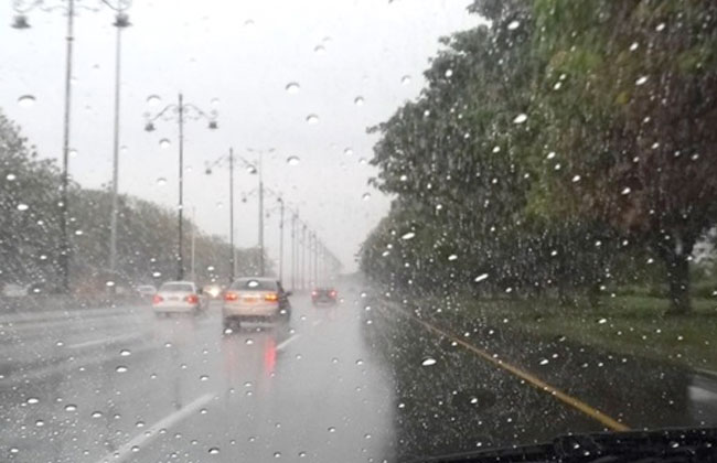 أمطار غزيرة ورعدية تضرب القاهرة والجيزة.. الأرصاد تحذر من حالة الطقس لنهاية الأسبوع
