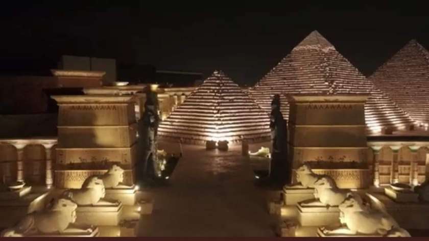 حقيقة وجود أهرامات مصرية وأبو الهول بالسعودية