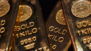 الدولار يتسبب في تراجع أسعار الذهب بنهاية معاملات الأسبوع